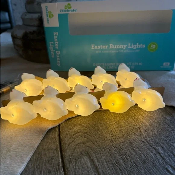 Brand NWT White Easter Bunny String Lights with Timer - Picture 5 of 16